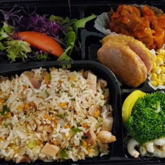 해물 볶음밥 Seafood Fried Rice