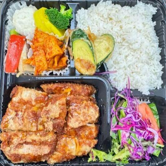돈까스 Pork Cutlet