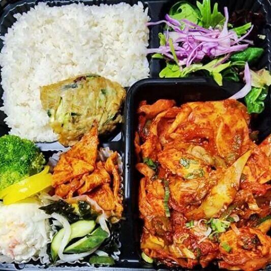 닭갈비 덮밥 Spicy Chicken