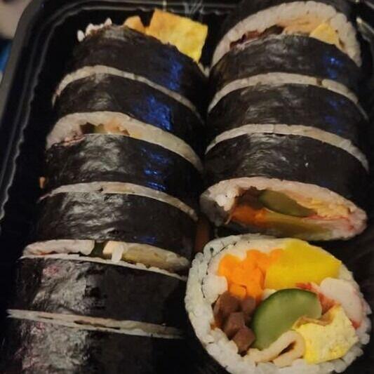 게맛살 김밥 Crab Meat Kimbap